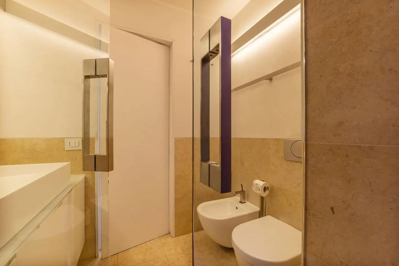Apartment Stunning Views Over Central Rome'S Rooftops - Fromhometorome