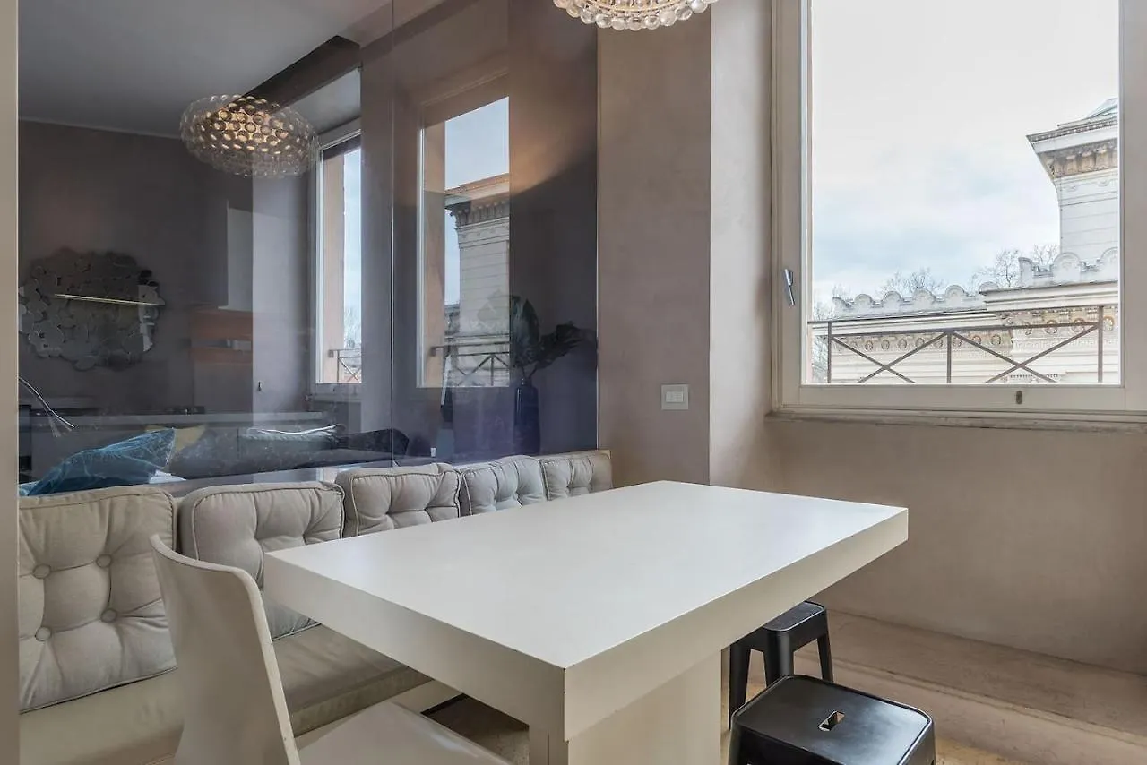 Stunning Views Over Central Rome'S Rooftops - Fromhometorome 0*, Rome Italy